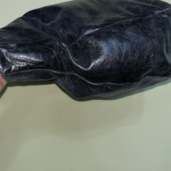 Tory Burch Dena Glazed Leather Hobo Black - Picture 8 of 11